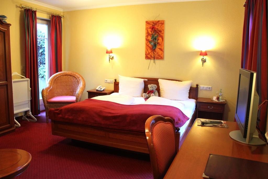 维斯托伽尼酒店 于伯林根 客房 照片